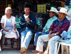 Leaders of the indigenous community of Amatlán. Ignacio Torres, center.